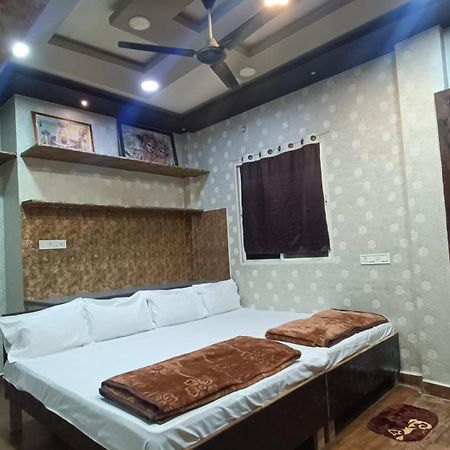 Mangaldeep Guest House Ujjain Eksteriør bilde