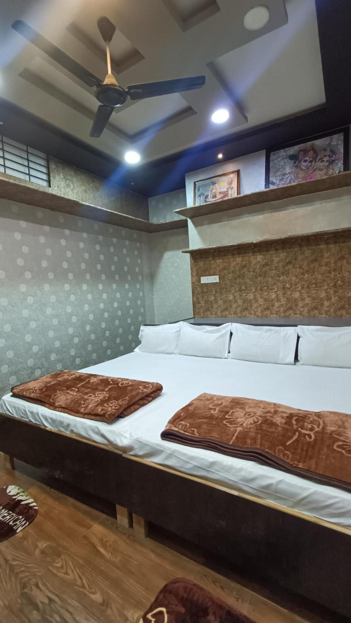 Mangaldeep Guest House Ujjain Eksteriør bilde